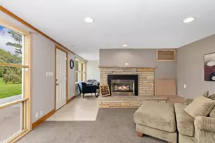 405 Elmberta St, Mauston, WI 53948 - Photo 27