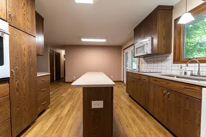 812 Eggleson Street, Tomah, WI 54660 - Photo 9