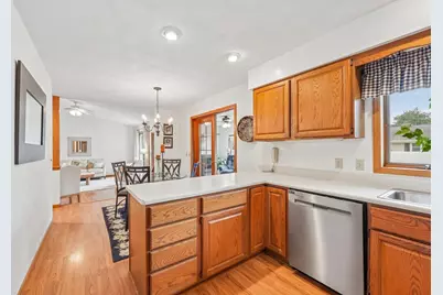720 E Holly Road, Beloit, WI 53511 - Photo 13
