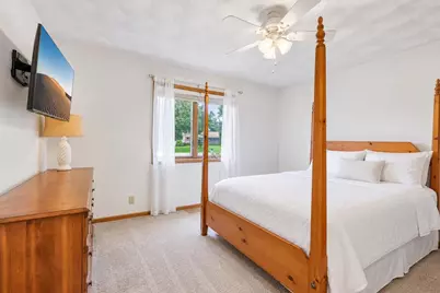 720 E Holly Road, Beloit, WI 53511 - Photo 15
