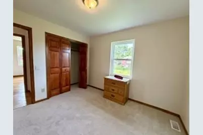 146 Rustic Drive, Madison, WI 53718 - Photo 9