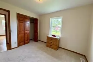 146 Rustic Dr, Madison, WI 53718 - Photo 9