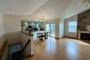 146 Rustic Dr, Madison, WI 53718 - Photo 7