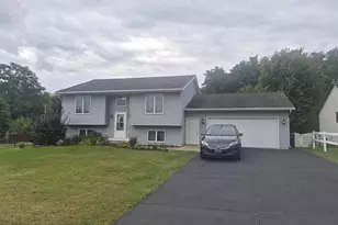 2104 Roosevelt Ave, Beloit, WI 53511 - Photo 3