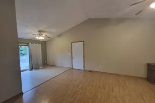 2104 Roosevelt Ave, Beloit, WI 53511 - Photo 5