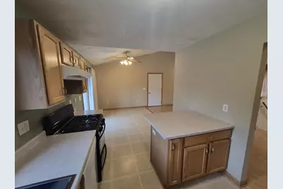 2104 Roosevelt Avenue, Beloit, WI 53511 - Photo 13