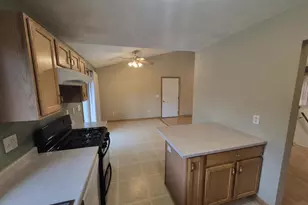 2104 Roosevelt Ave, Beloit, WI 53511 - Photo 13