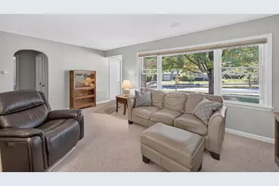 4318 Tokay Boulevard, Madison, WI 53711 - Photo 5