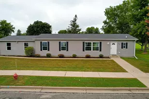 1321 Lakeview Dr, Tomah, WI 54660 - Photo 1
