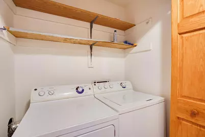 964 Rockefeller Lane, Madison, WI 53704 - Photo 23