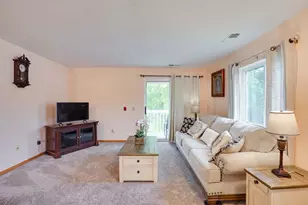 964 Rockefeller Ln, Madison, WI 53704 - Photo 15