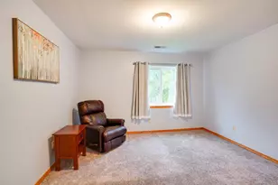 964 Rockefeller Ln, Madison, WI 53704 - Photo 29
