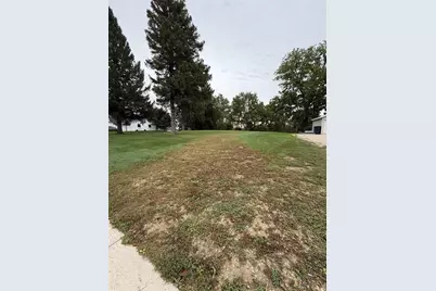533 N Main Street, Fall River, WI 53932 - Photo 11