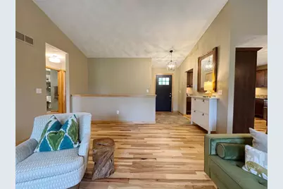 219 N Water Street, Janesville, WI 53536 - Photo 11