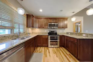 219 N Water St, Janesville, WI 53536 - Photo 7