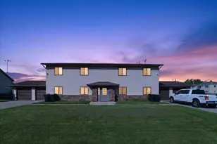 202 Danbury Ct, DeForest, WI 53532 - Photo 39