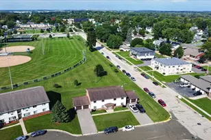 202 Danbury Ct, DeForest, WI 53532 - Photo 47