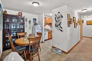 206 Danbury Ct, DeForest, WI 53532 - Photo 15