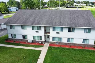206 Danbury Ct, DeForest, WI 53532 - Photo 1