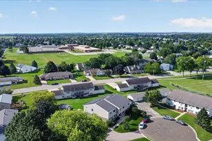206 Danbury Ct, DeForest, WI 53532 - Photo 31
