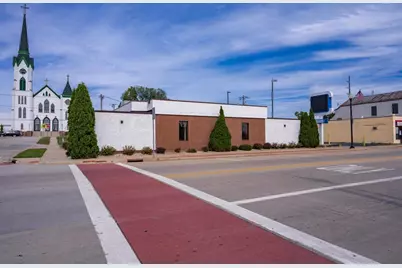 401 E State Street, Mauston, WI 53948 - Photo 11