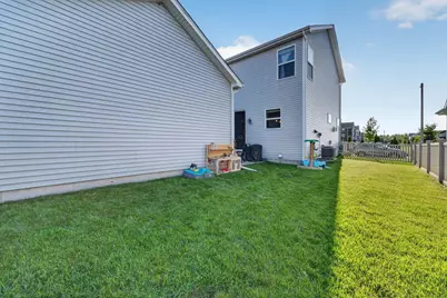 1819 Morning Mist Way, Madison, WI 53718 - Photo 35