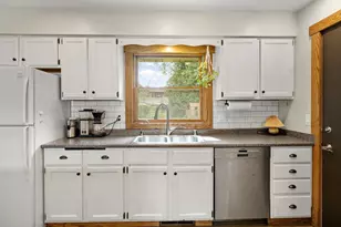 1205 Wexford Dr, Waunakee, WI 53597 - Photo 13
