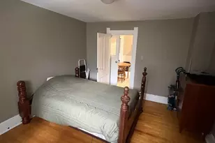 2565 N Weil St, Milwaukee, WI 53212 - Photo 9