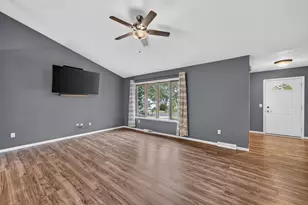 4713 Dream Ln, Madison, WI 53718 - Photo 5