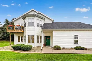 748 Dunn Ave, Oregon, WI 53575 - Photo 3
