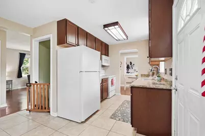 5809 Crabapple Lane, Madison, WI 53711 - Photo 7