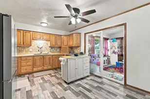 307 Locust St, Lena, IL 61048 - Photo 13