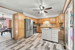 307 Locust St, Lena, IL 61048 - Photo 11
