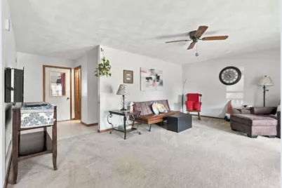 307 Locust Street, Lena, IL 61048 - Photo 7