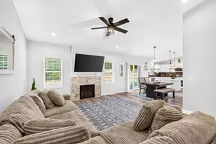 5002 Great Gray Dr, Madison, WI 53718 - Photo 9