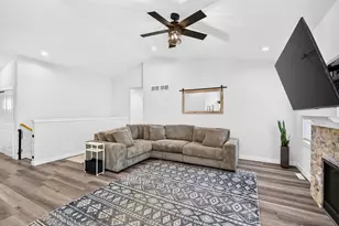5002 Great Gray Dr, Madison, WI 53718 - Photo 11