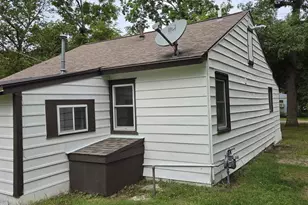 234 E South Ave, Beloit, WI 53511 - Photo 11