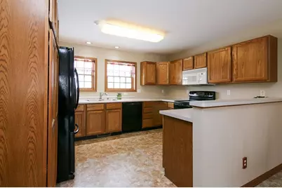 8430 Elderberry Road, Madison, WI 53707 - Photo 5