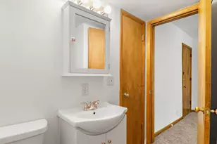 3570 Ridgeway Ave, Madison, WI 53704 - Photo 27