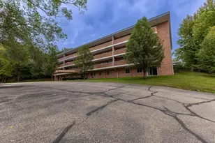 2051 Allen Blvd, Middleton, WI 53562 - Photo 19