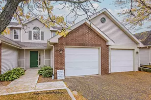 883 Park St, Oregon, WI 53575 - Photo 3