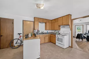 7205-7207 University Ave, Middleton, WI 53562 - Photo 7