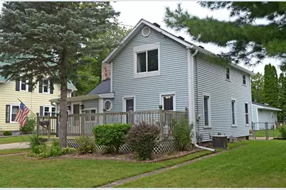 606 W Sherman Avenue, Fort Atkinson, WI 53538 - Photo 1