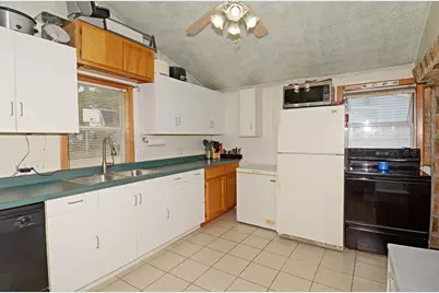606 W Sherman Avenue, Fort Atkinson, WI 53538 - Photo 7