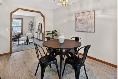 818 Edgemore Drive, Sun Prairie, WI 53590 - Photo 13