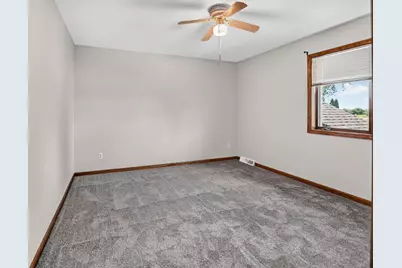 818 Edgemore Drive, Sun Prairie, WI 53590 - Photo 31