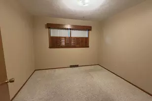2211 E Easy St, Beloit, WI 53511 - Photo 11