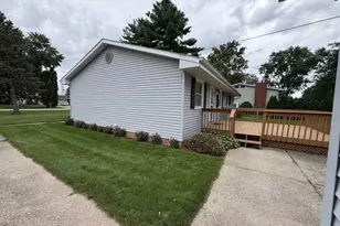 2211 E Easy St, Beloit, WI 53511 - Photo 35
