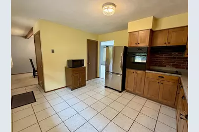 2211 E Easy Street, Beloit, WI 53511 - Photo 3