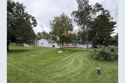 2211 E Easy Street, Beloit, WI 53511 - Photo 31